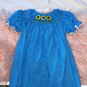 Blue sunflower smocked
